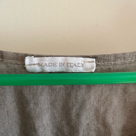 Linen Tunic - Picture 2 of 3